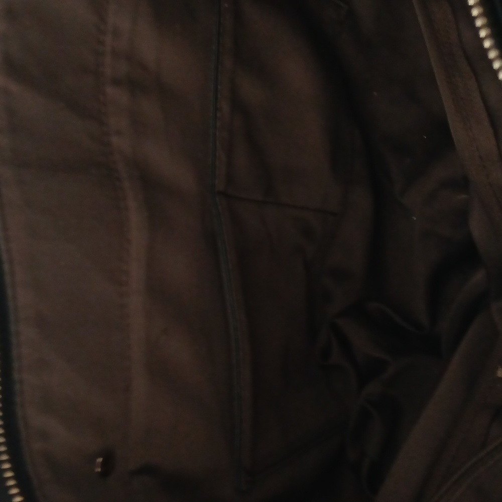 Kattee Leather Tote - Picture 7 of 16
